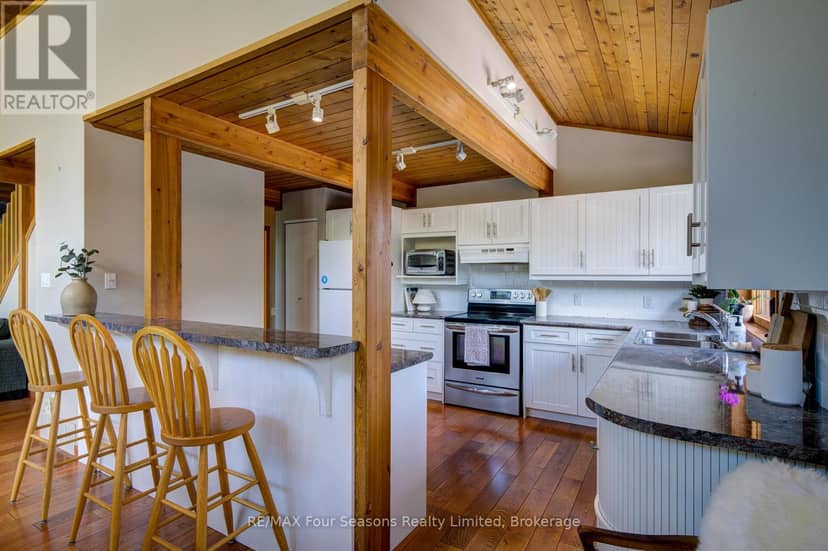 141 Jozo Weider Boulevard — photo 25 of 40