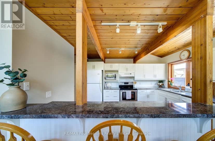 141 Jozo Weider Boulevard — photo 27 of 40