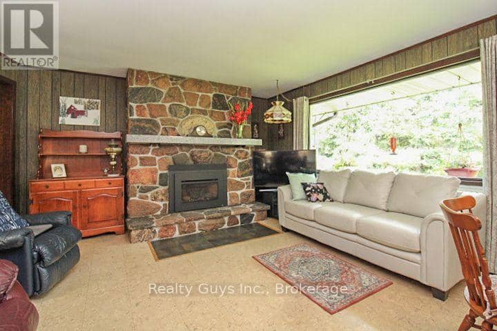 2356 Deer Bay Road — photo 27 of 40