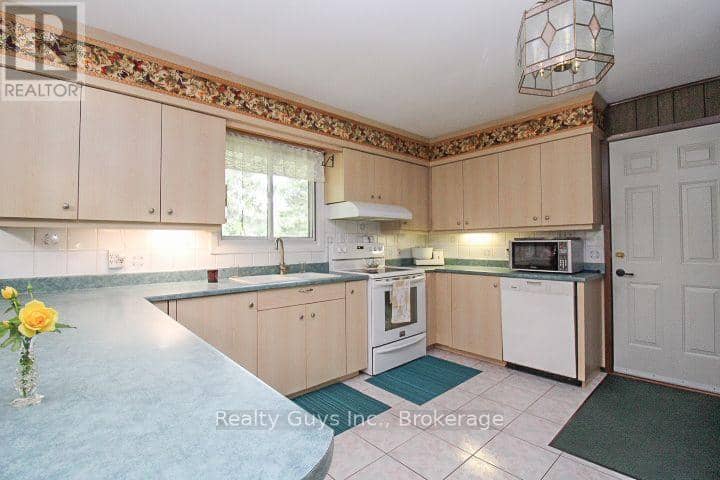 2356 Deer Bay Road — photo 30 of 40