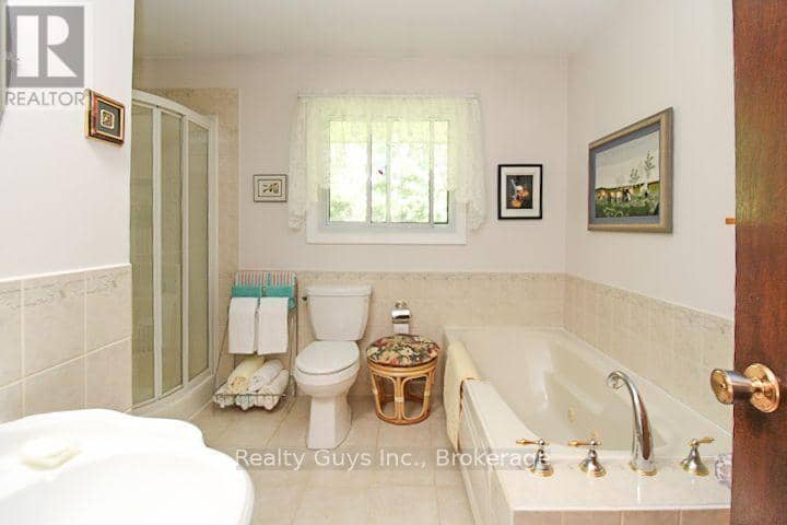 2356 Deer Bay Road — photo 35 of 40
