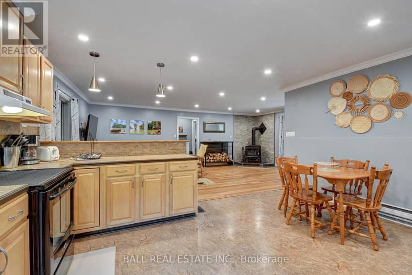 2884 Old Hastings Road — photo 10 of 40