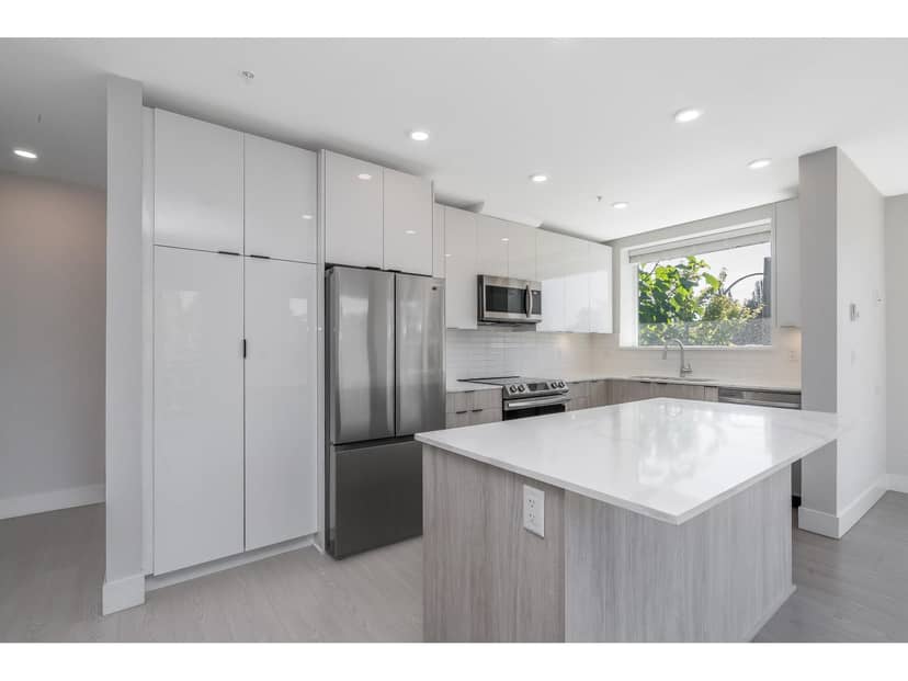 218 5486 199A STREET, Langley, photo 4