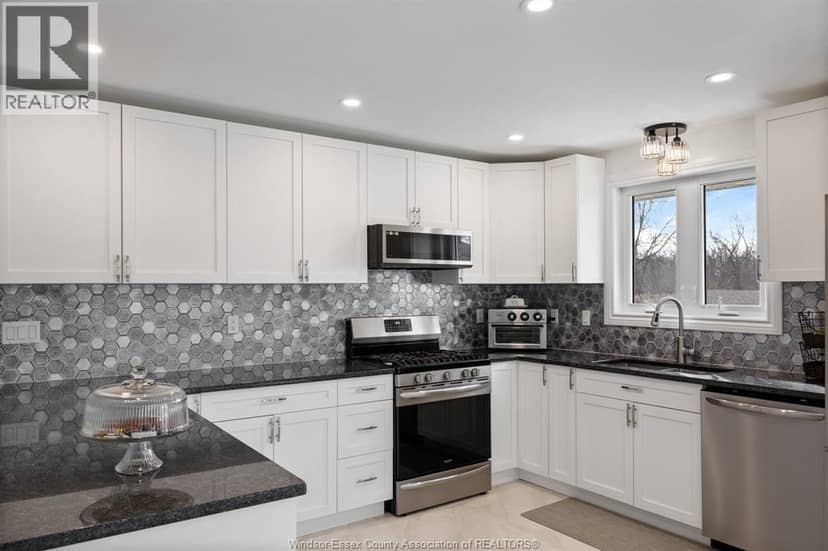 1226 Aimee Street — photo 5 of 35