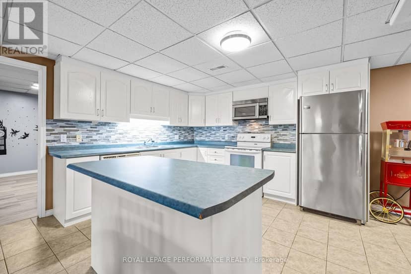 1436 Notre Dame Street — photo 35 of 40