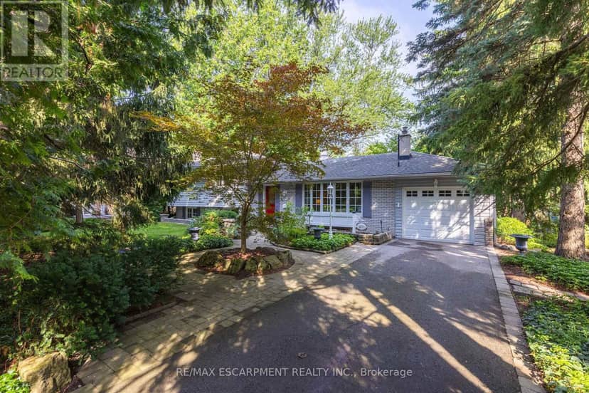 401 Cairncroft Road — photo 1 of 33