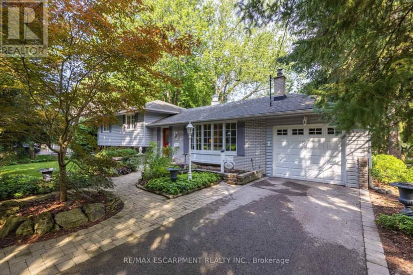 401 Cairncroft Road — photo 2 of 33