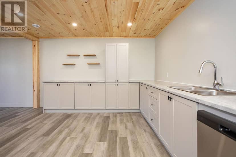 71B Woodleigh Drive — photo 10 of 22