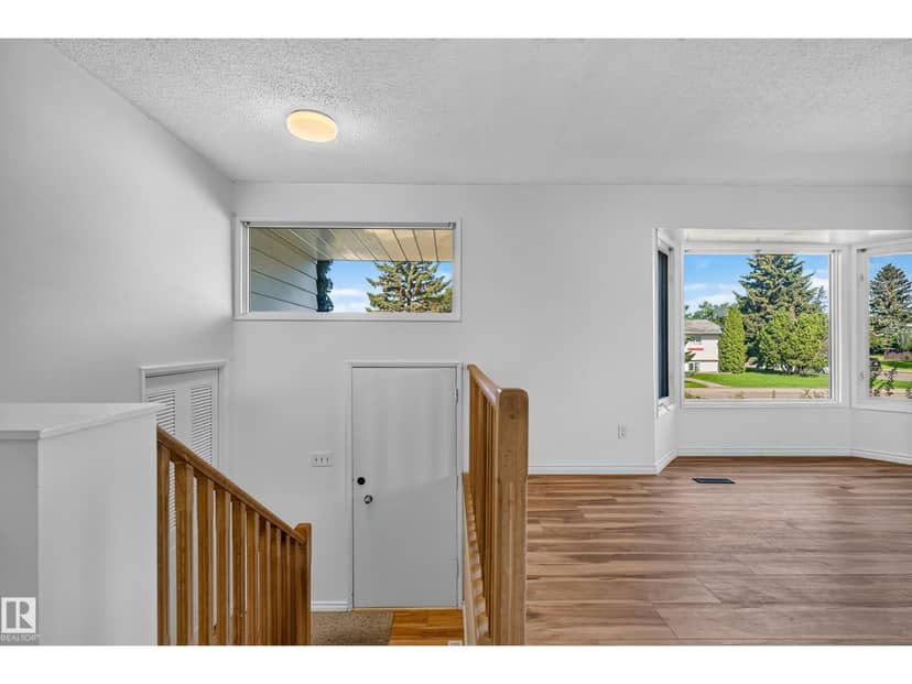 13903 87 ST NW, Edmonton, photo 3
