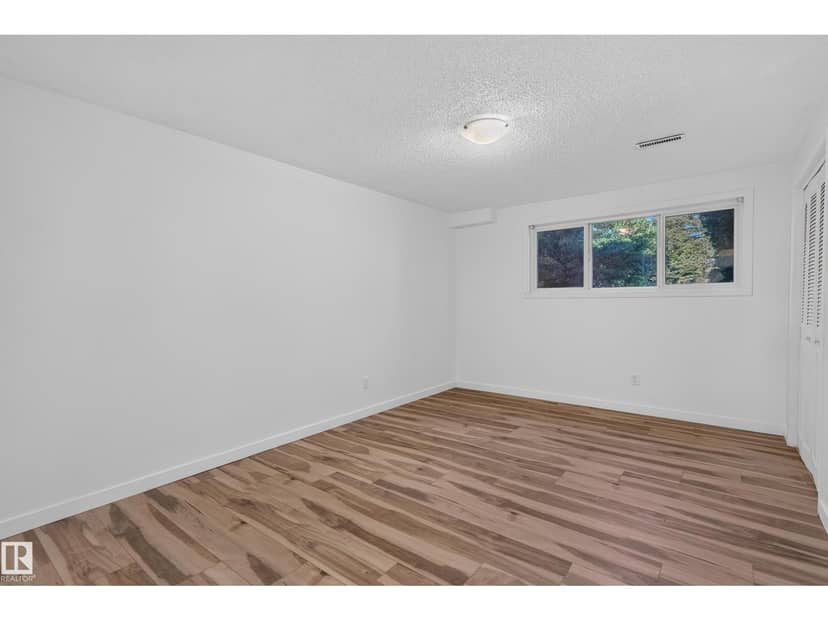 13903 87 ST NW — photo 32 of 40