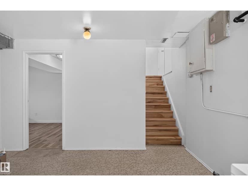 13903 87 ST NW — photo 33 of 40