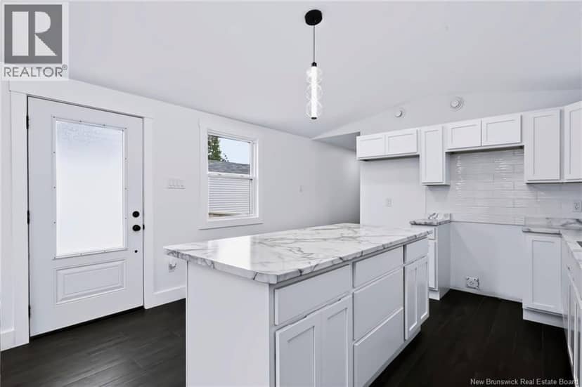 24 Heron Street — photo 10 of 29
