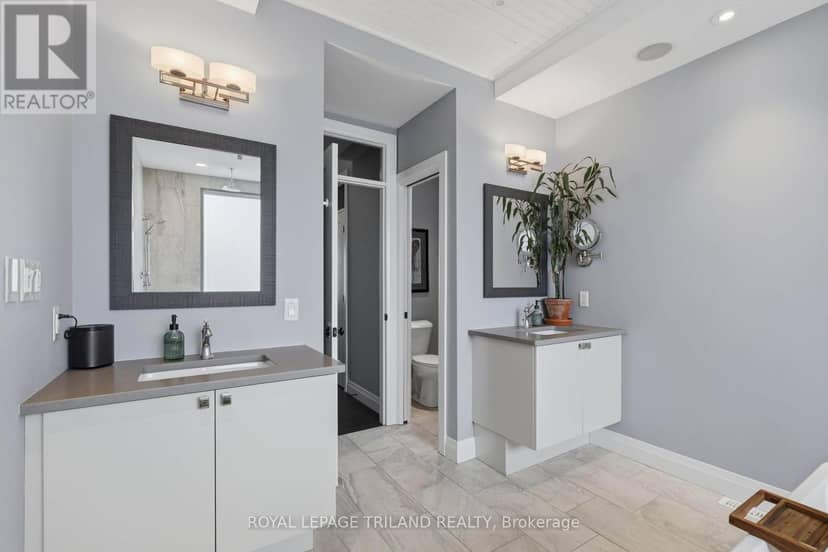 57 Caverhill Crescent — photo 21 of 40