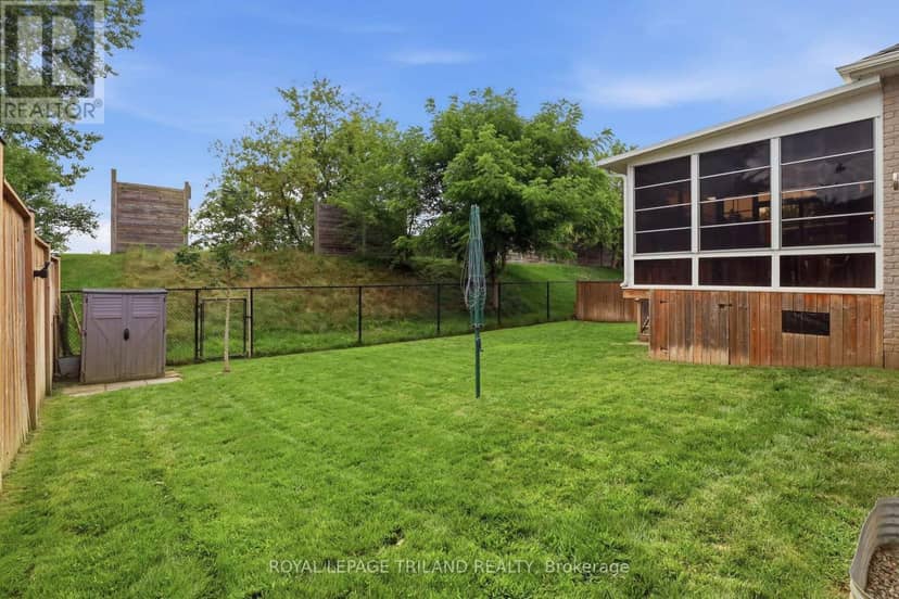 57 Caverhill Crescent — photo 33 of 40