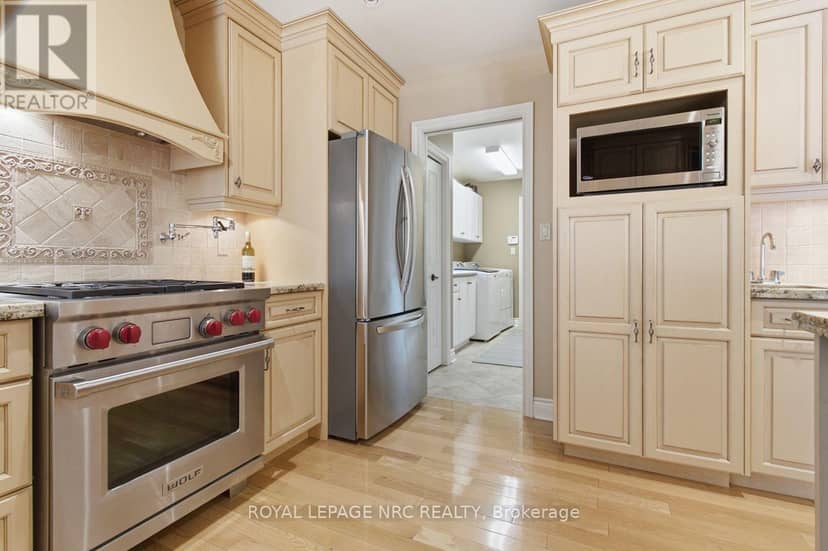 79 Cherry Ridge Boulevard — photo 21 of 40