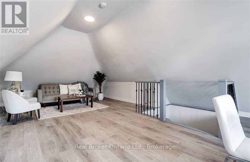 647 Wilson Street — photo 35 of 40