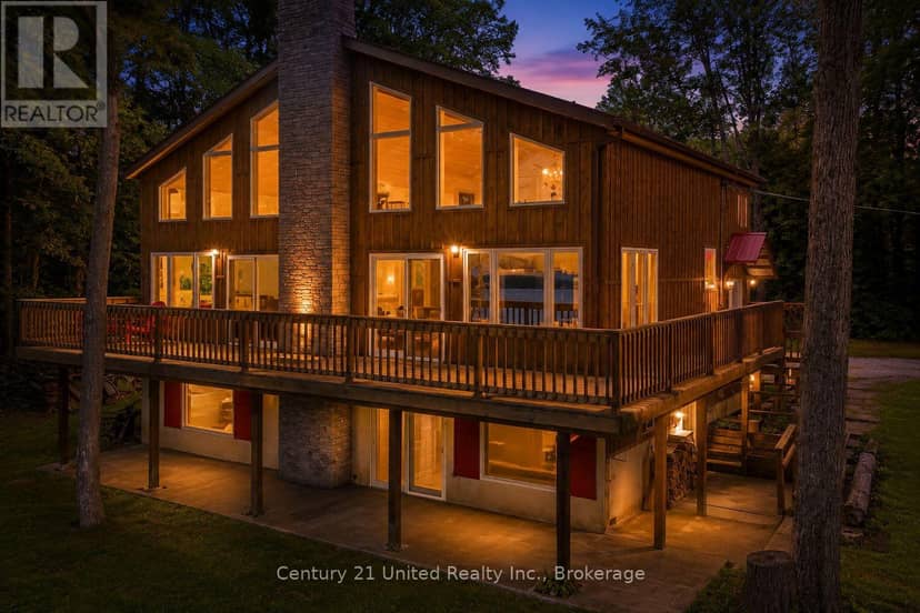 2450 Victoria Springs Lane E, Selwyn, photo 2
