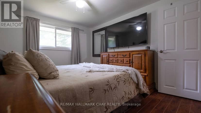 29 Lee Avenue — photo 17 of 35