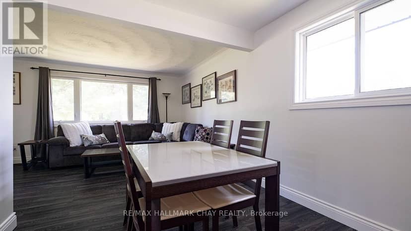 29 Lee Avenue — photo 8 of 35