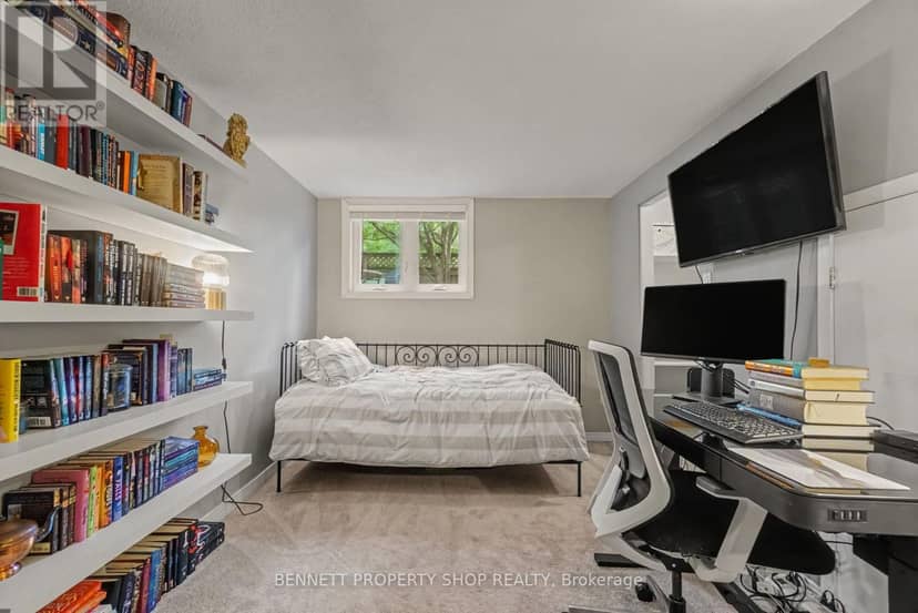 5 - 7 Timberview Way — photo 14 of 16
