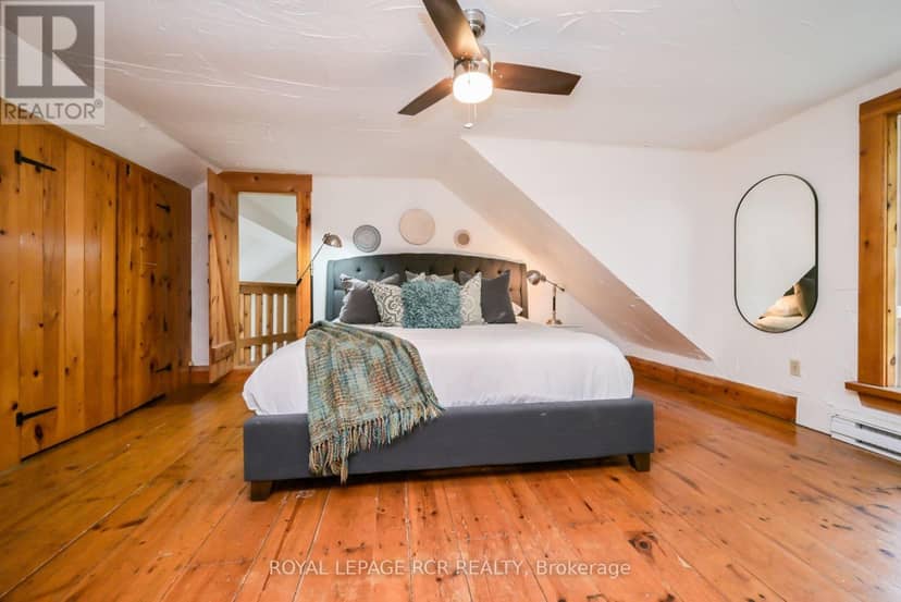 1762 Queen Street — photo 17 of 37