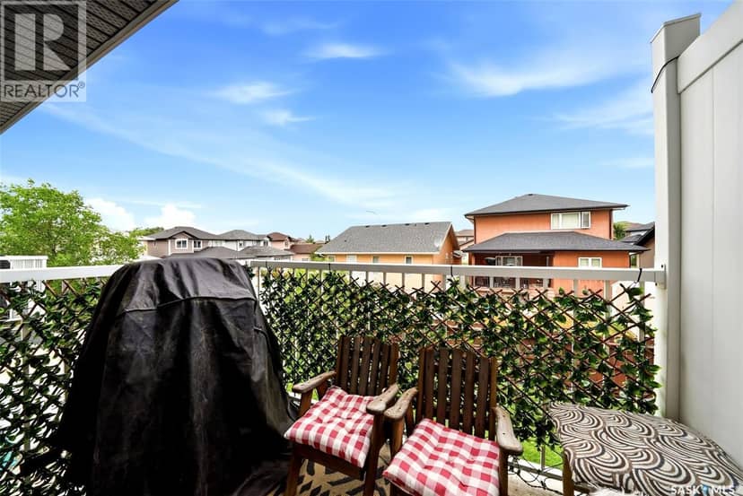 3754 Cormorant DRIVE E — photo 11 of 33