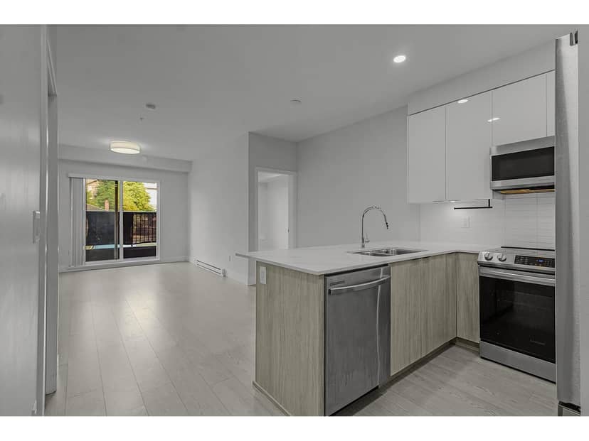 110 5486 199A STREET, Langley, photo 3