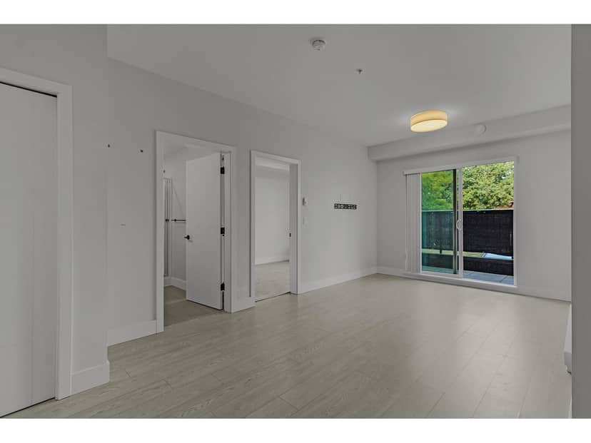 110 5486 199A STREET, Langley, photo 8