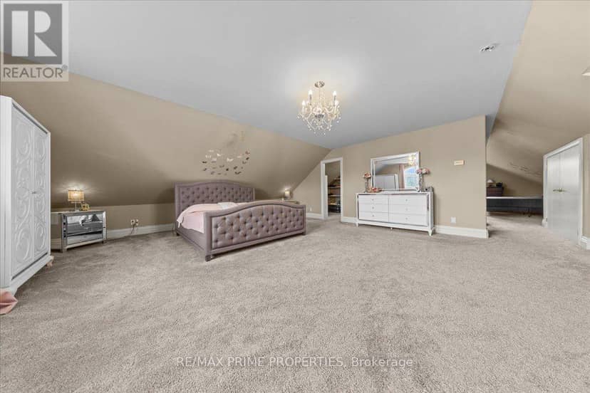 1435 Shalom Street — photo 32 of 40