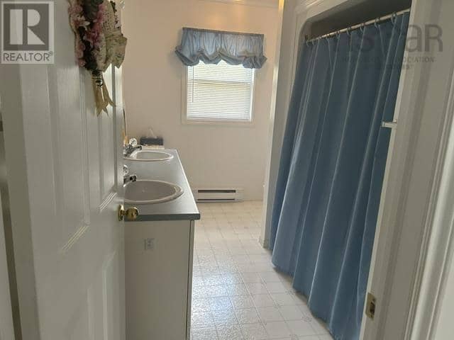 84 Mountain Road — photo 13 of 22