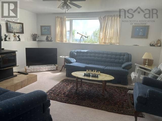 84 Mountain Road — photo 16 of 22