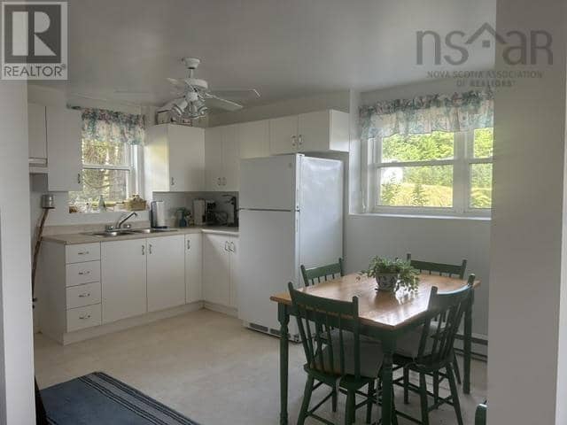 84 Mountain Road — photo 17 of 22