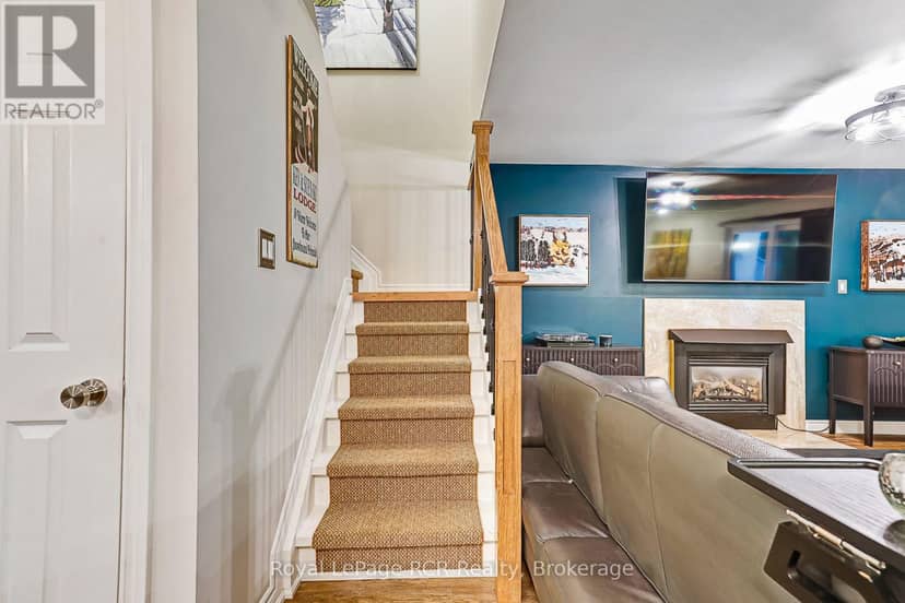 406 - 12 Dawson Drive — photo 15 of 40
