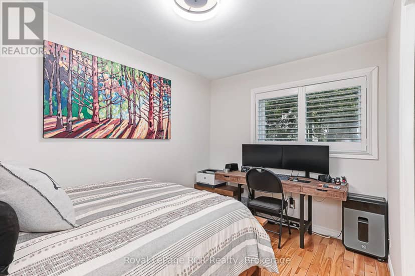 406 - 12 Dawson Drive — photo 23 of 40