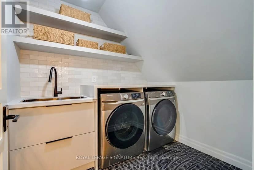 33 Campbell Drive — photo 23 of 40