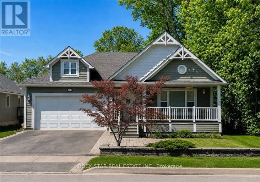 996 Beach Boulevard, Hamilton