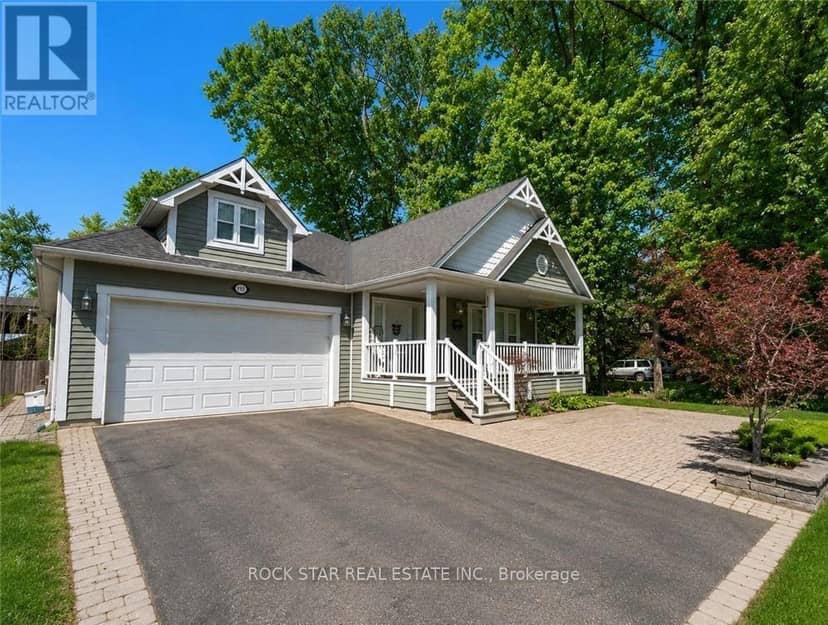 996 Beach Boulevard, Hamilton, photo 2