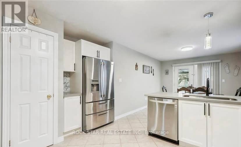 996 Beach Boulevard — photo 9 of 27
