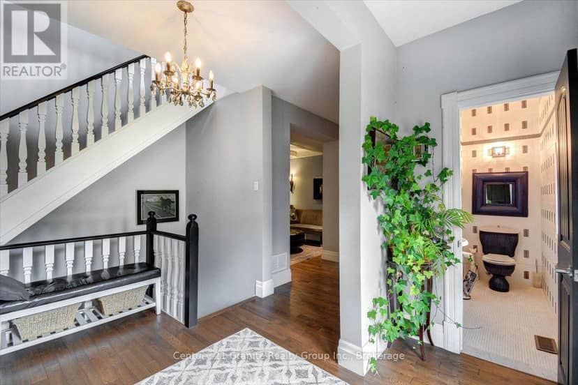 41 Maple Street, Bancroft, photo 4