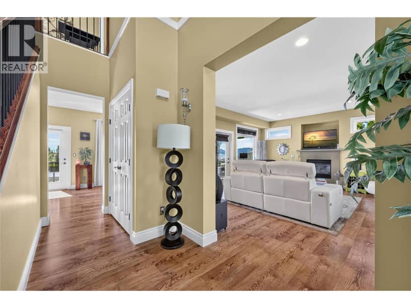 1124 Peak Point Drive, West Kelowna, photo 5