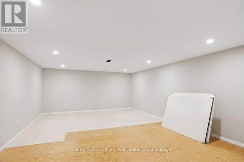 155 Lahey Road — photo 12 of 18