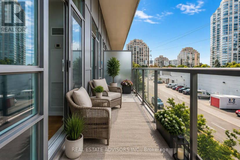 204 - 15 Legion Road, Toronto, photo 4