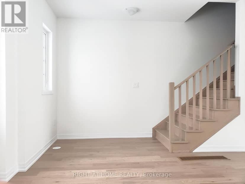 61 Melody Lane — photo 2 of 16
