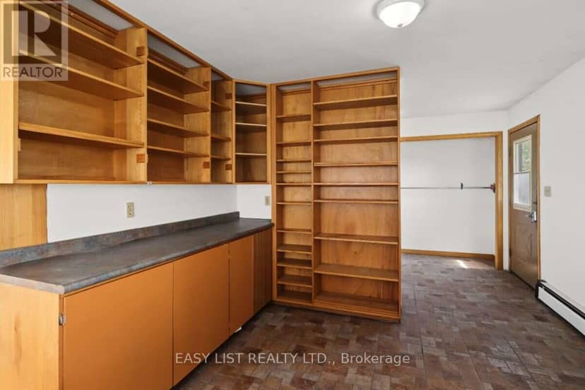 357 King's Wharf Road — photo 10 of 39