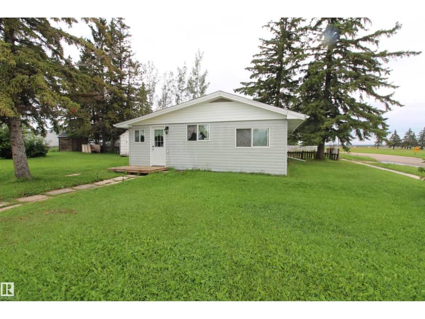 5404 52 ST, Clyde, photo 2