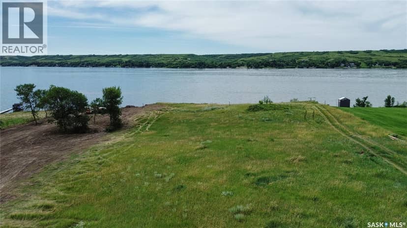 42 Northshore Resort, Buffalo Pound Lake, photo 2