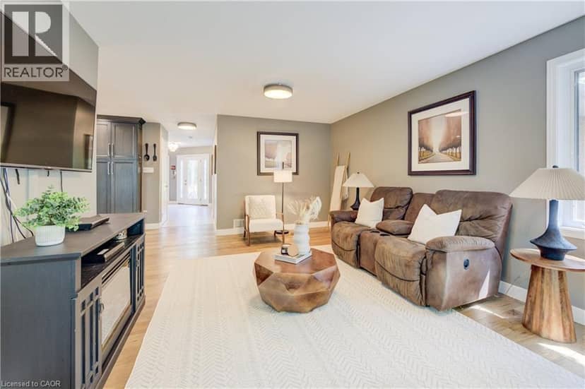 7664 MALTBY Road E — photo 8 of 37