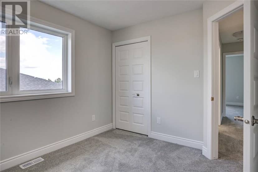 1503 Montrose — photo 19 of 23