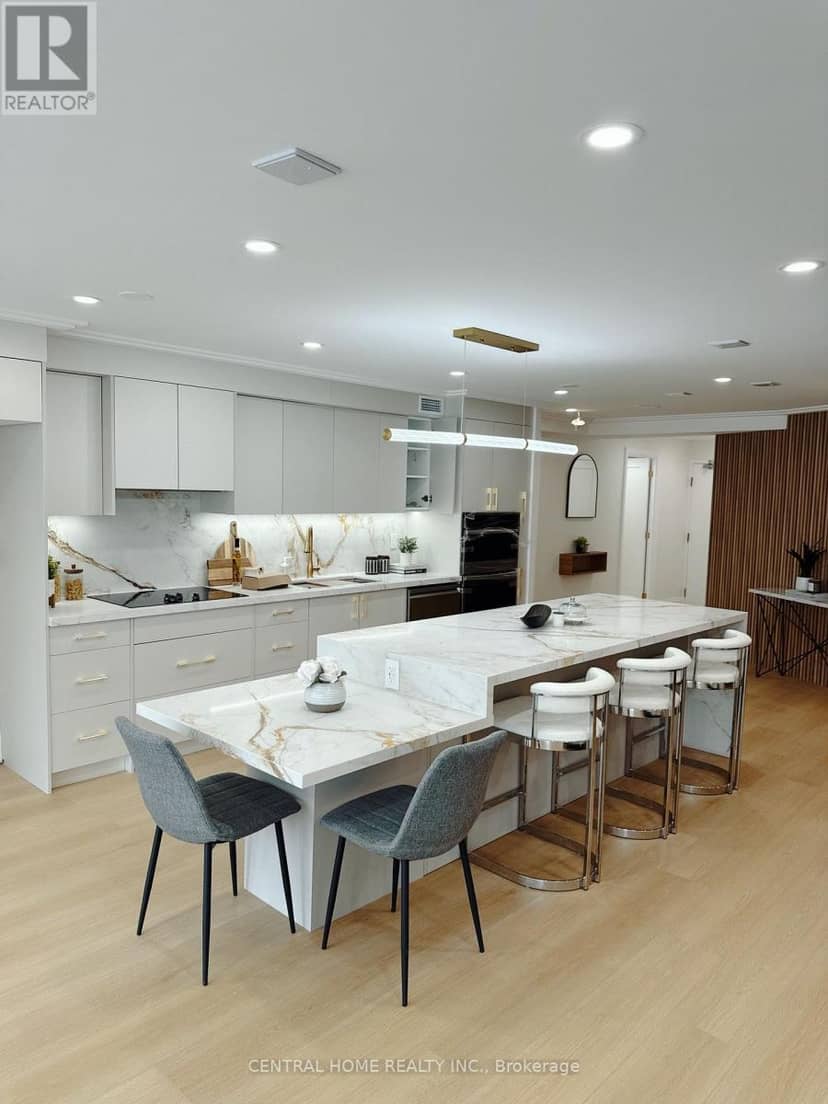 302 - 85 Skymark Drive — photo 2 of 40