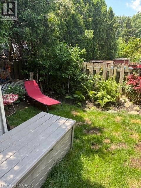 97 GUILDWOOD Drive — photo 39 of 40